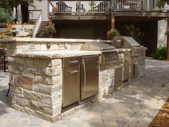 Stone and Brick for Outdoor Living & BBQ Spaces - Natural Stonescapes, Inc